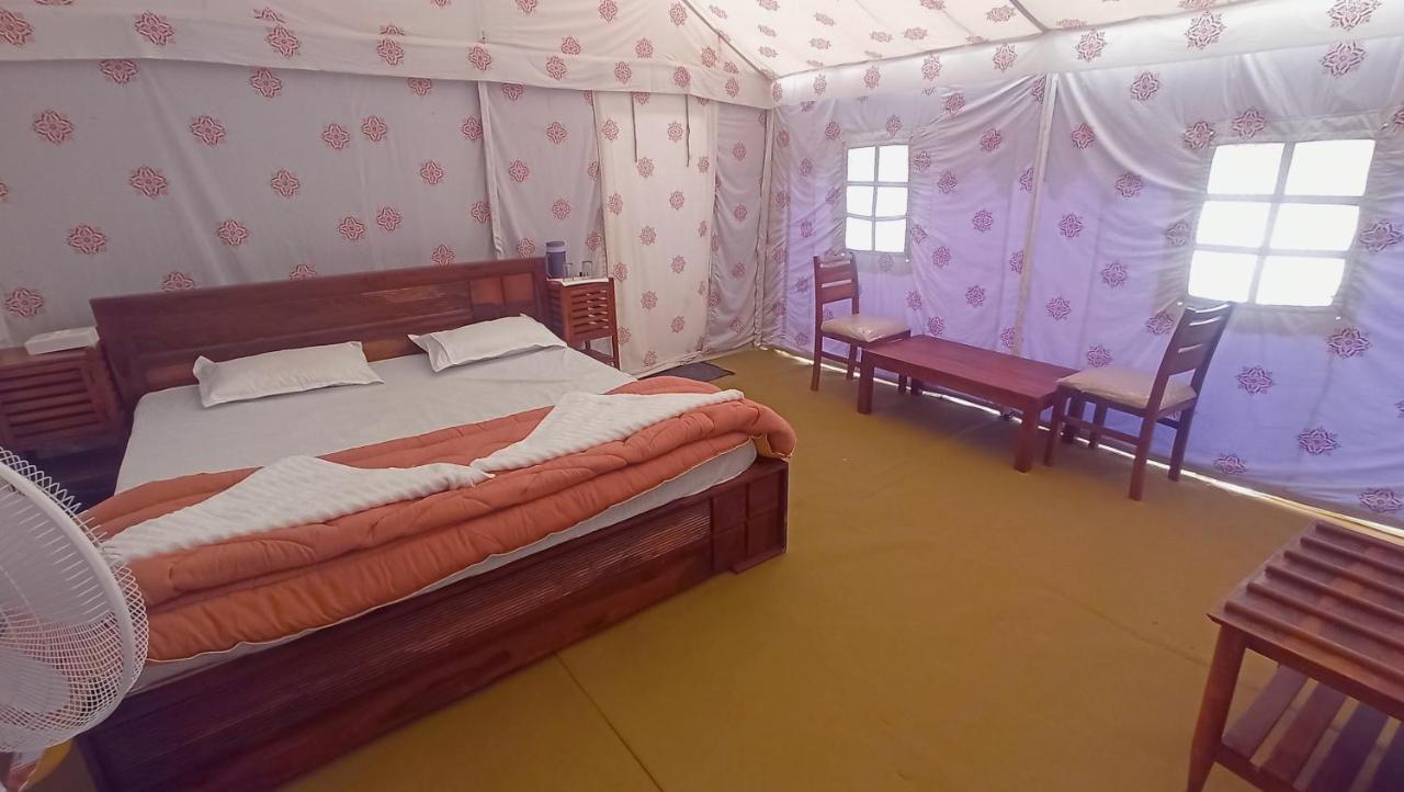 Kutch Classic Resort Camp Dhordo Екстериор снимка