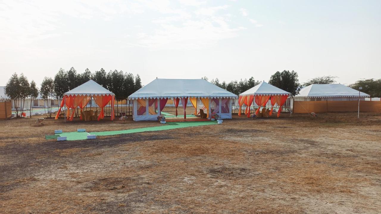 Kutch Classic Resort Camp Dhordo Екстериор снимка