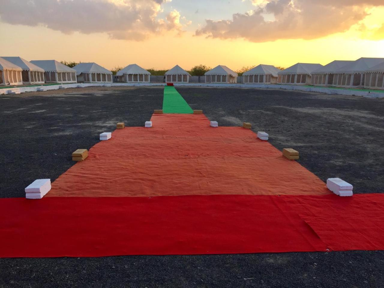Kutch Classic Resort Camp Dhordo Екстериор снимка